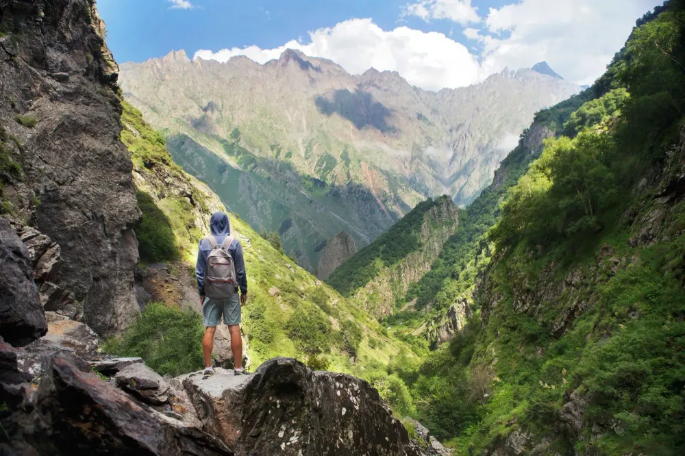 The Worst Travel Advice We've Ever Seen
